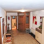 Winklerhof - Bergblick By Interhome